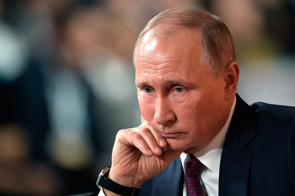 Bloomberg и Левада-Центр перечислили заслуги Путина за двадцать лет