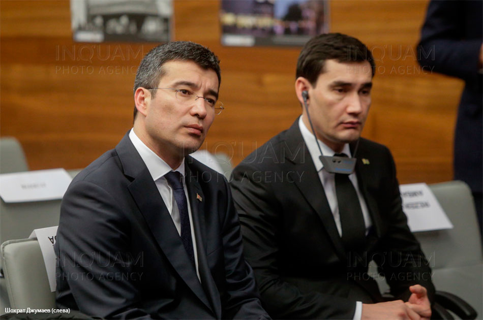 Семья посла Туркменистана попросила политическое убежище во Франции
