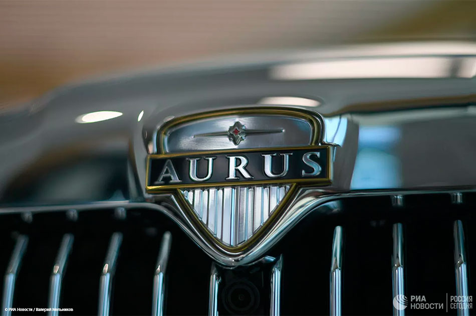 Взыскательных японцев восхитил российский автомобиль Aurus (фото)