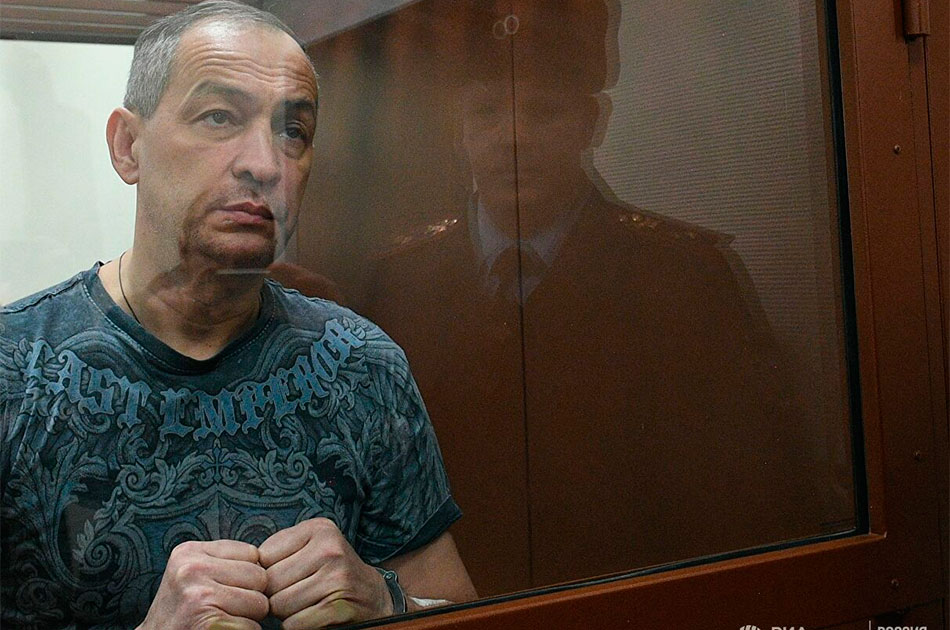 Экс-глава Серпуховского района Подмосковья, получивший 15 лет колонии, обвиняется в неуважении к суду