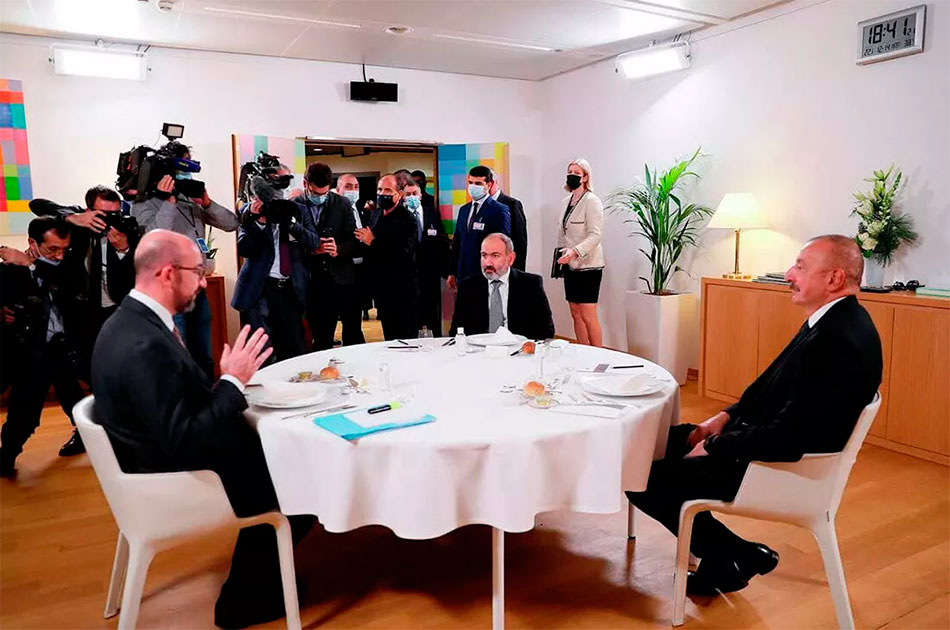 Пашинян и Алиев встретились в Брюсселе