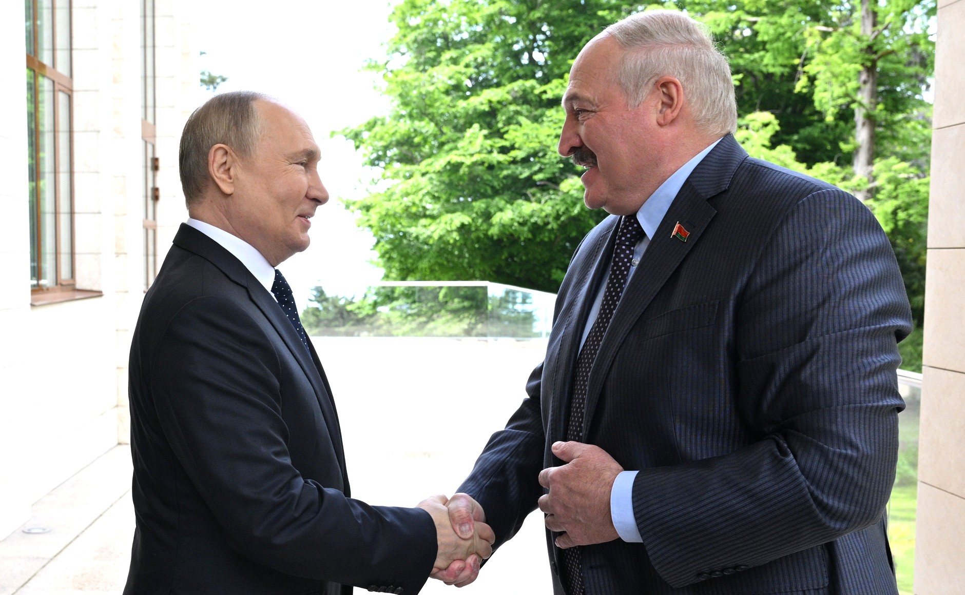 Путин направил Лукашенко поздравления по случаю Дня единения народов РФ и Белоруссии