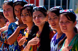 В Узбекистане за одежду, закрывающую лицо, женщину оштрафуют на тысячу долларов