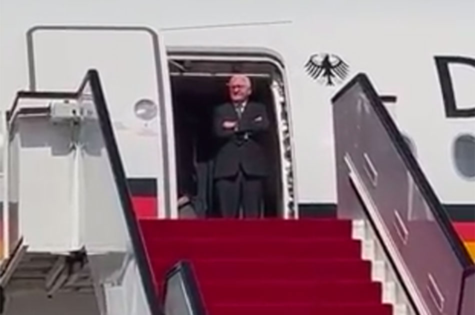 Президент Германии Штайнмайер в Катаре полчаса ждал, когда его встретят