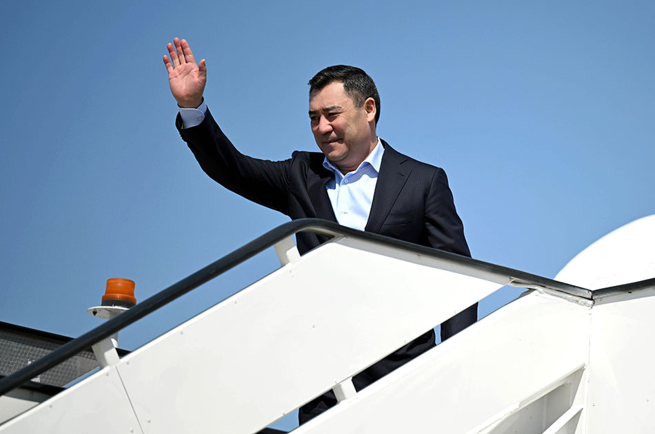 Президент Кыргызстана Жапаров посетит с официальными визитами Астану и Баку